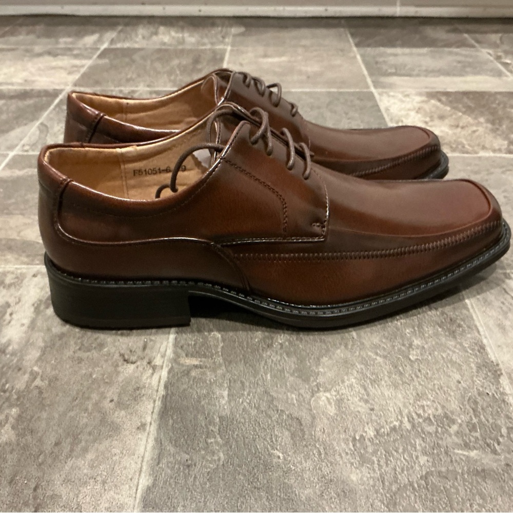 UV Signature Elegant Brown Leather Oxfords